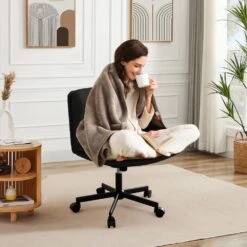 Contemporary Black Task Chair Office Swivel Ergonomic Upholstered Chair With Enlarged Seat Width -Jearey black jearey task chairs ykcw black c3 1000