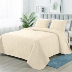 2-Piece Beige Modern Microfiber Twin/Twin-XL-Quilt-Set Quilt Set